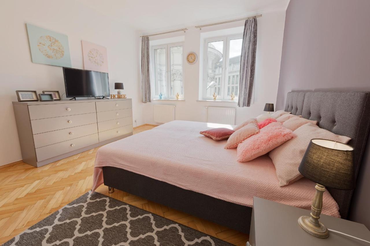 Aurora Apartments - Old Town Краков Экстерьер фото